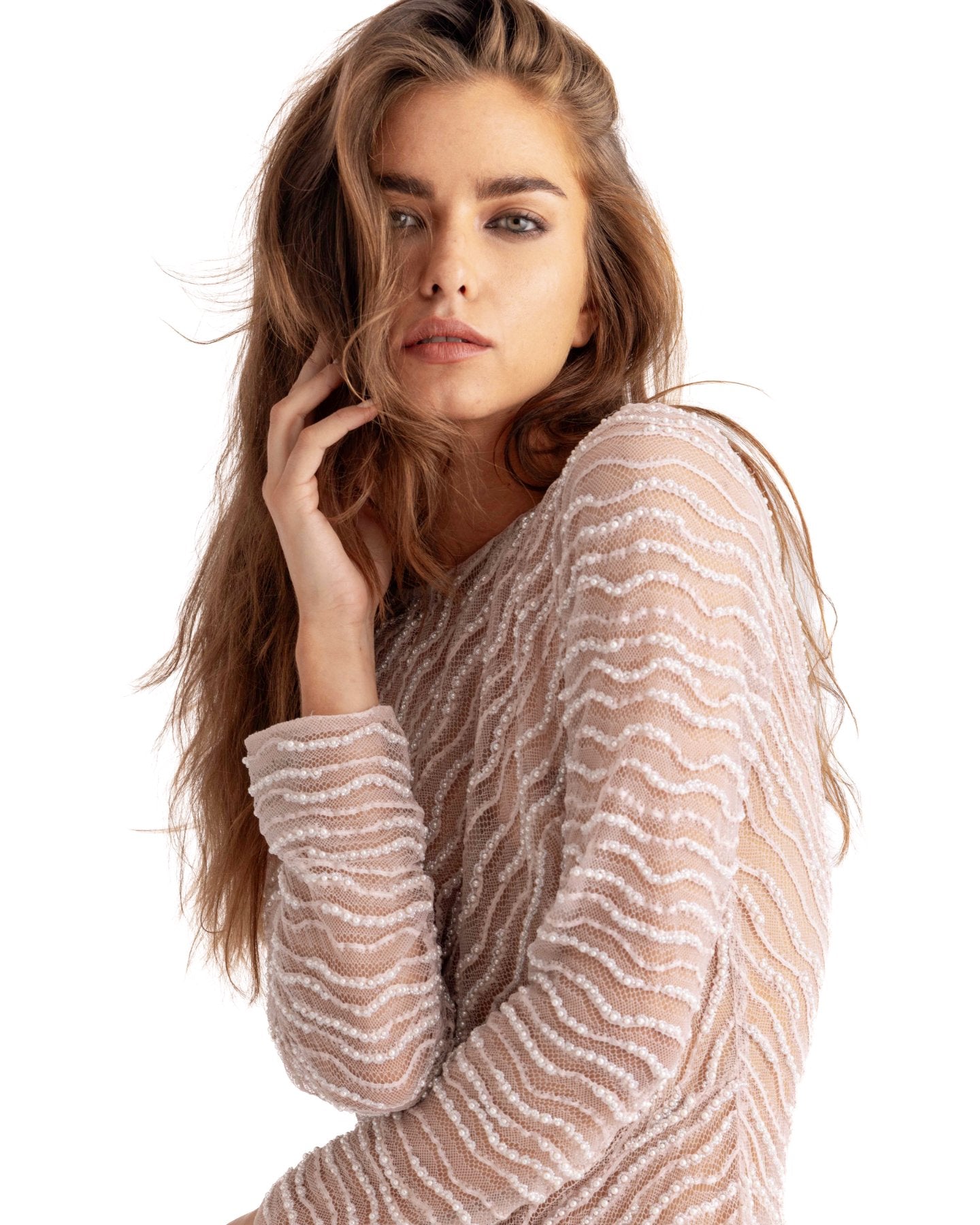 Hand-beaded pearl lace, rosé